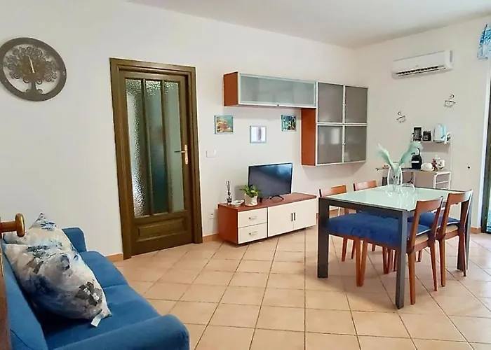 Apartament Isola 156 *