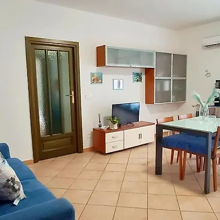 Διαμέρισμα Isola 156 *